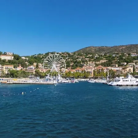 아파트 Studio Calme Et Bien Situe Au Lavandou Avec Wi-fi Et Parking, Proche Plage Et Commerces - Fr-1-251-232 *